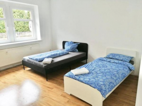 Large flat with separate rooms for 3 to 8 guests